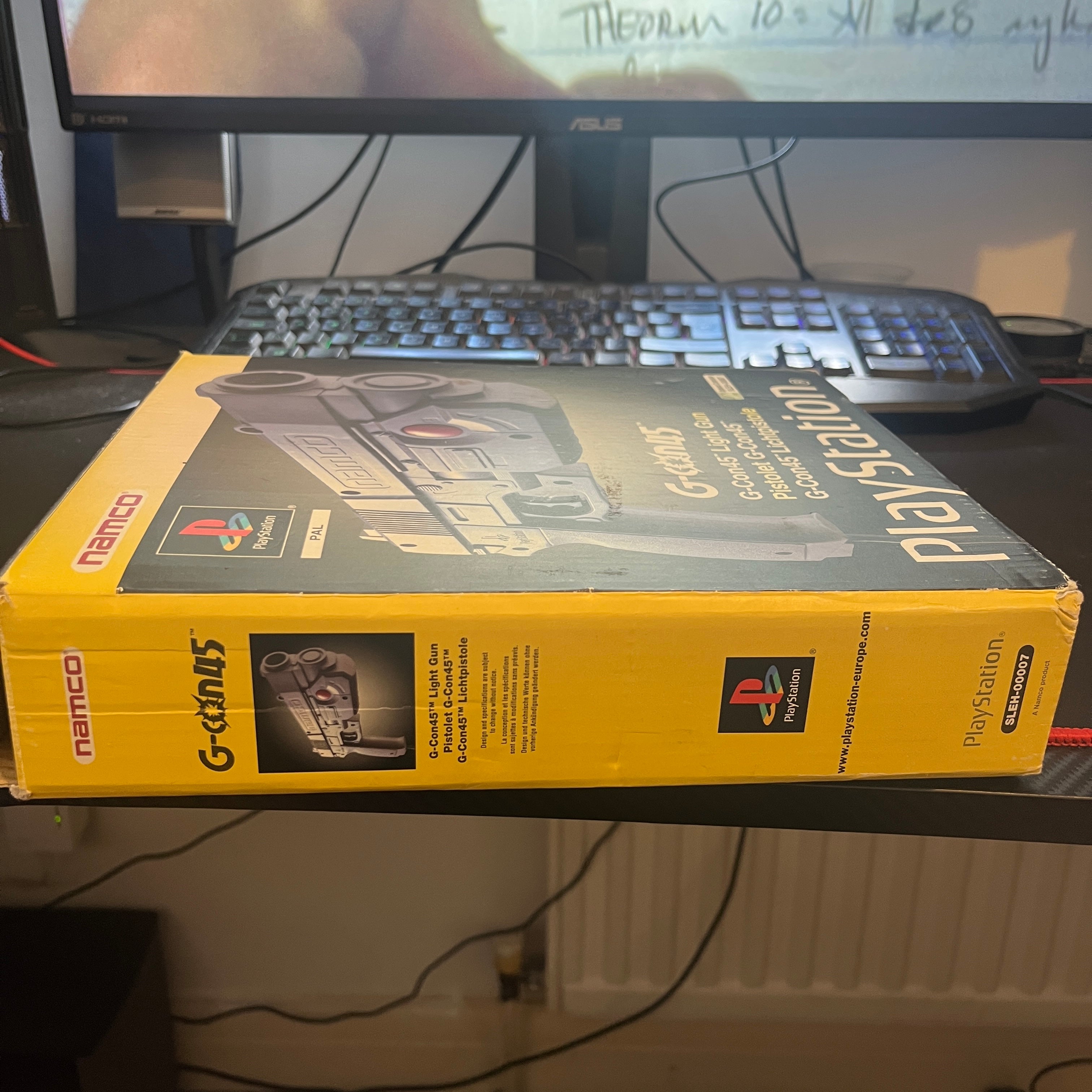 G-Con45 light gun ps1 accessory boxed G-Con45 light gun ps1 accessory boxed